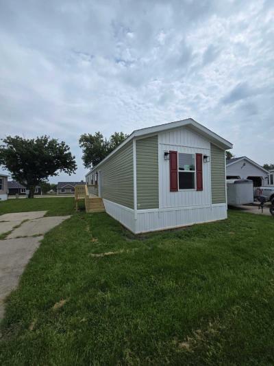 Photo 2 of 18 of home located at 511 E 1st Street #42 Huxley, IA 50124