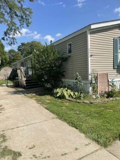 Photo 2 of 11 of home located at 22017 Pillette Pl, #393 Romulus, MI 48174