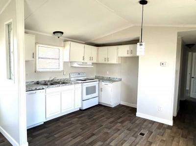 Photo 3 of 9 of home located at 205 Simpson Drive Maryville, TN 37801