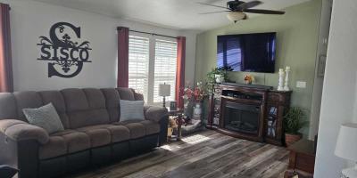 Photo 2 of 15 of home located at 705 45th Street Bakersfield, CA 93301