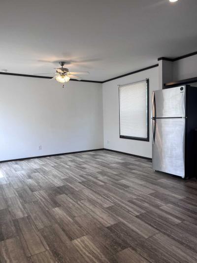 Photo 2 of 11 of home located at 2301 SW Oralabor Rd #50 Ankeny, IA 50023