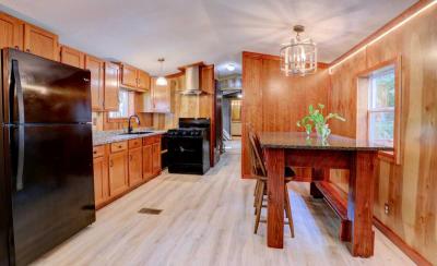 Photo 2 of 19 of home located at 13618 Silverbrook Dr Grand Haven, MI 49417