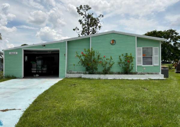 1984 Twin Mobile Home For Sale