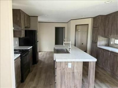 Photo 2 of 10 of home located at 22084 Interstate 10 Vidor, TX 77662