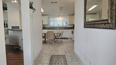 Photo 4 of 36 of home located at 10437 S Little Hampton Terrace Homosassa, FL 34446