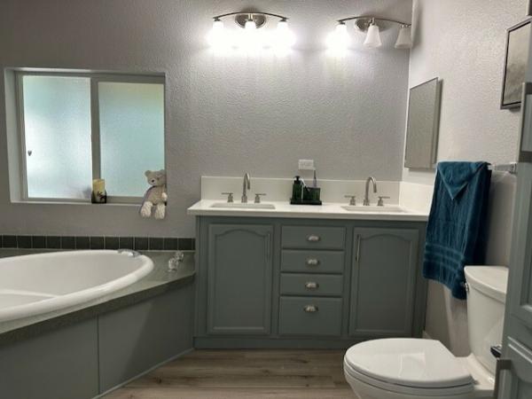 2003 Fleetwood 4513B Mobile Home