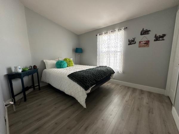 2003 Fleetwood 4513B Mobile Home