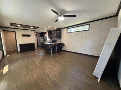 Photo 3 of 11 of home located at 71 Brookside Manor Goshen, IN 46526