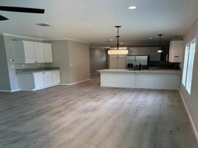 Photo 5 of 19 of home located at 34633 Robins Song Road Zephyrhills, FL 33541