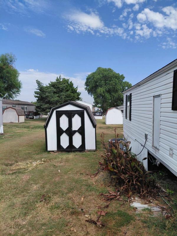 2005 River Birch Homes GREENHOUSE Mobile Home