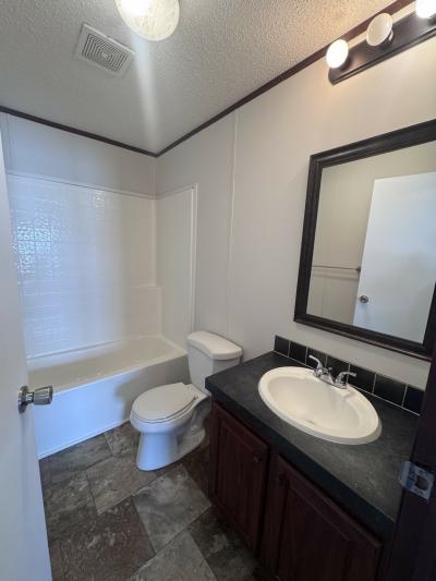 Mobile Home at 17167 Easterbridge Macomb, MI 48044
