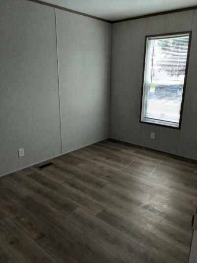 Photo 5 of 6 of home located at 12865 Five Point Road Lot 67 Perrysburg, OH 43551