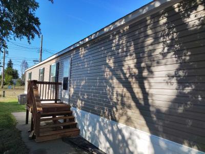 Photo 2 of 20 of home located at 104 Arlene Lane Scottsbluff, NE 69361