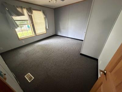 Photo 5 of 15 of home located at 8625 Dana Ct Indianapolis, IN 46234