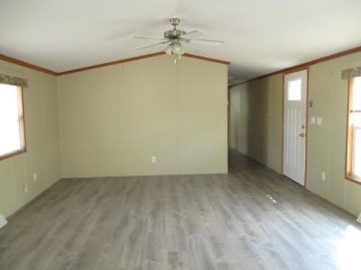 Photo 4 of 11 of home located at 712 Labadie Ct. Rochester Hills, MI 48307