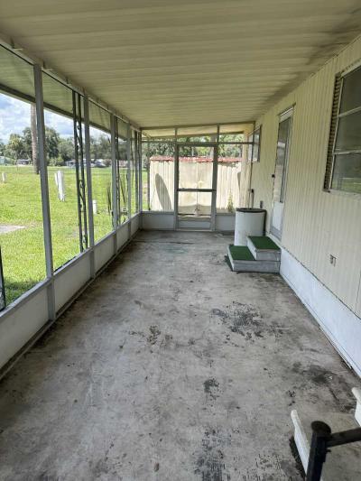 Photo 3 of 11 of home located at 38101 Bridge Ave. Zephyrhills, FL 33542