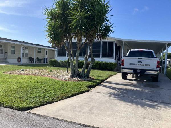 2001  Mobile Home For Sale