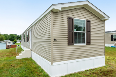 Mobile Home at 86 Heather Drive Lewiston, ME 04240