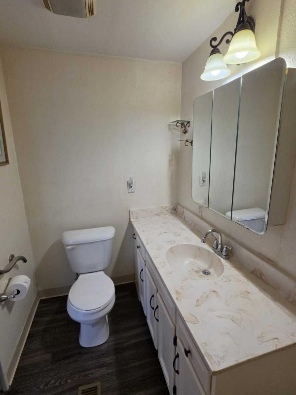 1980 Longmont Mobile Home