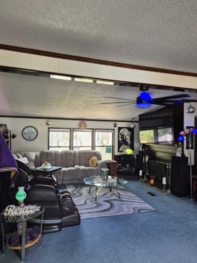 Photo 3 of 20 of home located at 105 Cascade Lane Rockford, MN 55373