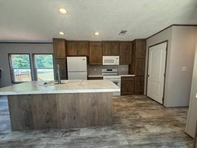 Photo 3 of 19 of home located at 1246 Bolton Loop Beaumont, MS 39423