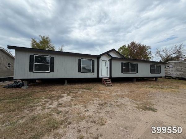 Photo 1 of 2 of home located at Backwoods Home Center Llc 1400 S Medford Dr Lufkin, TX 75901