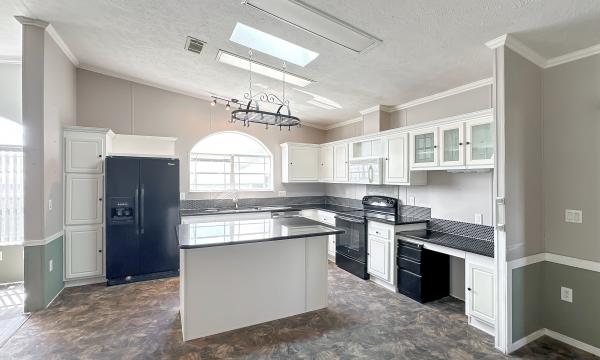 2004 Skyline Mobile Home