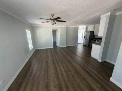 Photo 3 of 10 of home located at 1101 W Commerce Ave #Mh044 Haines City, FL 33844