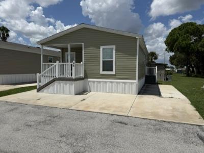 Photo 2 of 8 of home located at 1101 W Commerce Ave #Mh048 Haines City, FL 33844