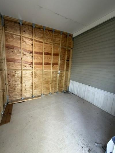 Photo 4 of 11 of home located at 1101 W Commerce Ave #Mh057 Haines City, FL 33844