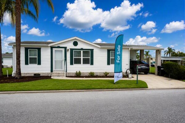 2004 HOMES OF MERRIT Mobile Home For Sale