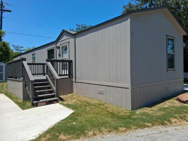 2024 LEGACY HOUSING CORPORATION Mobile Home For Sale