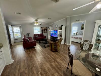Photo 5 of 18 of home located at 2114 Tonka Drive Orlando, FL 32839