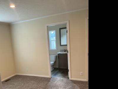 Photo 5 of 12 of home located at 969 State Route 28 #088 Milford, OH 45150