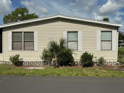Photo 2 of 20 of home located at 830 Lake Larch Loop Lakeland, FL 33805