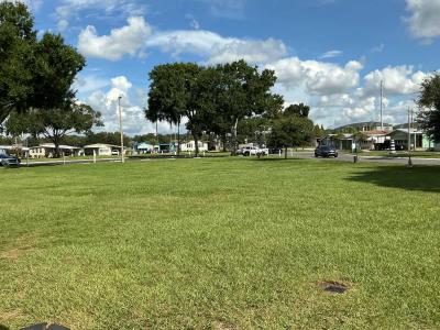 Photo 4 of 20 of home located at 830 Lake Larch Loop Lakeland, FL 33805