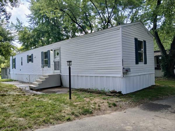 2006  Mobile Home For Sale