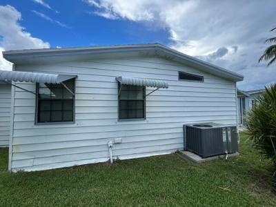 Photo 3 of 22 of home located at 3385 Seacoast Drive Lantana, FL 33462