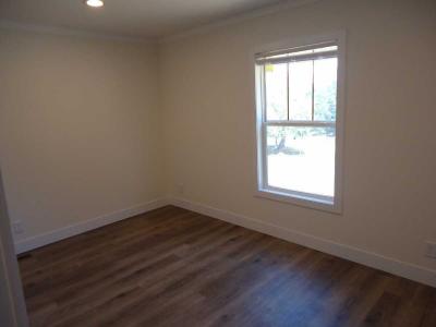 Photo 3 of 14 of home located at 239 Fireoak Lane Rustburg, VA 24588