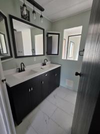 1984 Victorian Manufactured Home