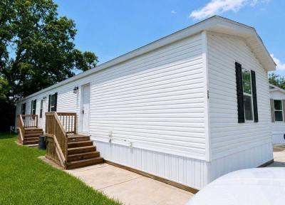 Mobile Home at 26 Point West West Lafayette, In 47906, Lot 26 Lafayette, IN 47906