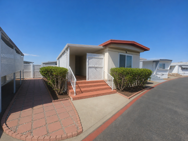 1971 SUNNYBROOK Mobile Home For Sale