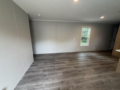 Photo 2 of 7 of home located at 607 Poe Lane South Lyon, MI 48178
