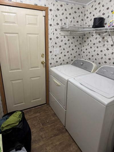 Photo 5 of 13 of home located at 296 Daisy Drive Annandale, MN 55302