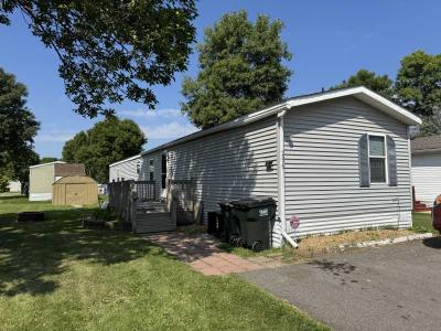 Photo 2 of 13 of home located at 296 Daisy Drive Annandale, MN 55302