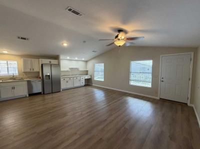 Photo 2 of 8 of home located at 10936 E Apache Trl Lot 1027 Apache Junction, AZ 85120