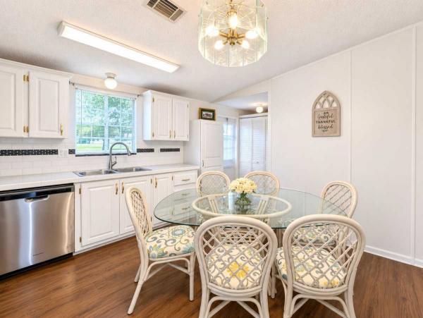 1994 Manufactured Home
