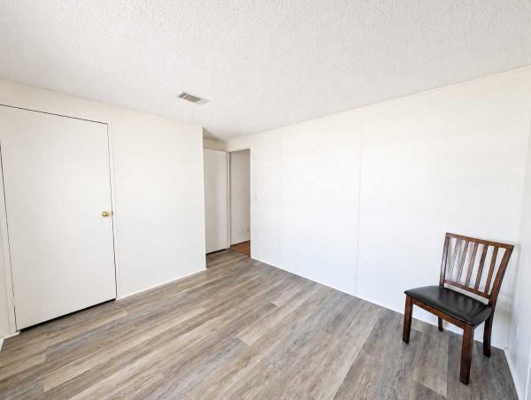 1994 Manufactured Home