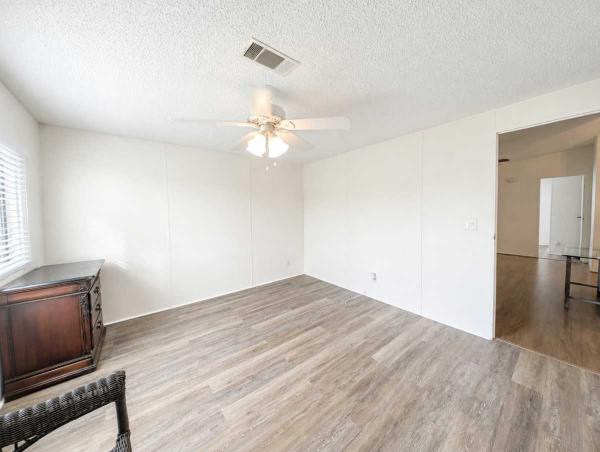 1994 Manufactured Home
