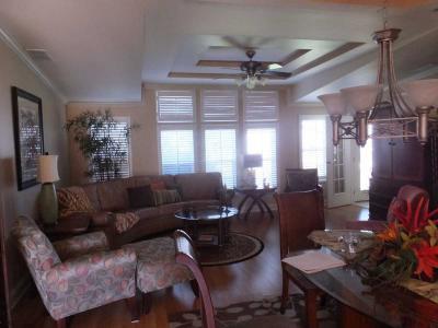Photo 4 of 12 of home located at 19343 Amelia Rd North Fort Myers, FL 33917